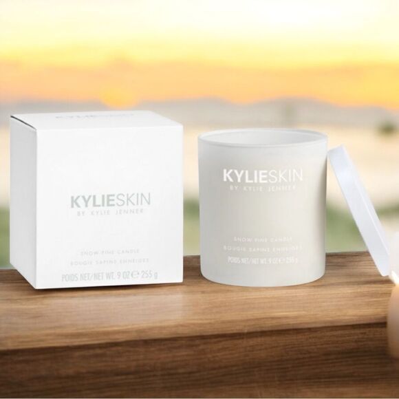 KYLIE COSMETICS/ Kylie Skin Snow Pine Candle-9oz Vegan Soy Wax,55-Hour B… - Picture 1 of 17